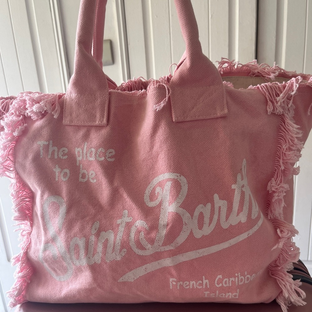 MC2 StBarths. Big size handbag, no details on the outside. No stains on outside